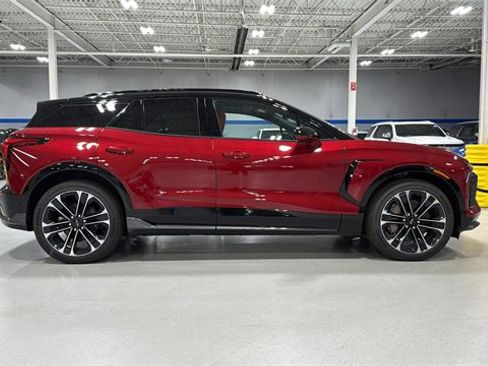 New 2026 Chevrolet Blazer EV SS image 3