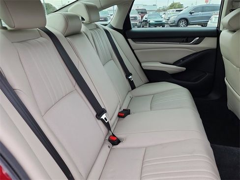 Used 2022 Honda Accord Touring image 21