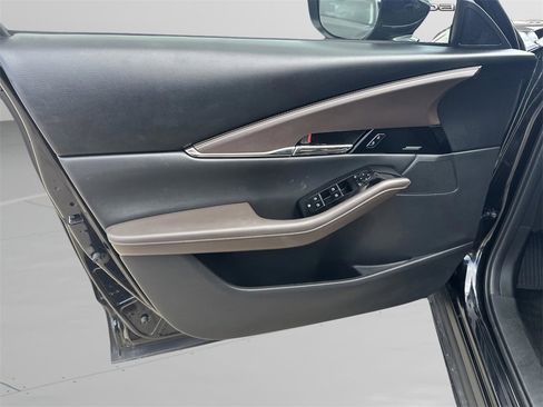 Used 2023 MAZDA CX-30 AWD 2.5 S w/ Premium Package image 9