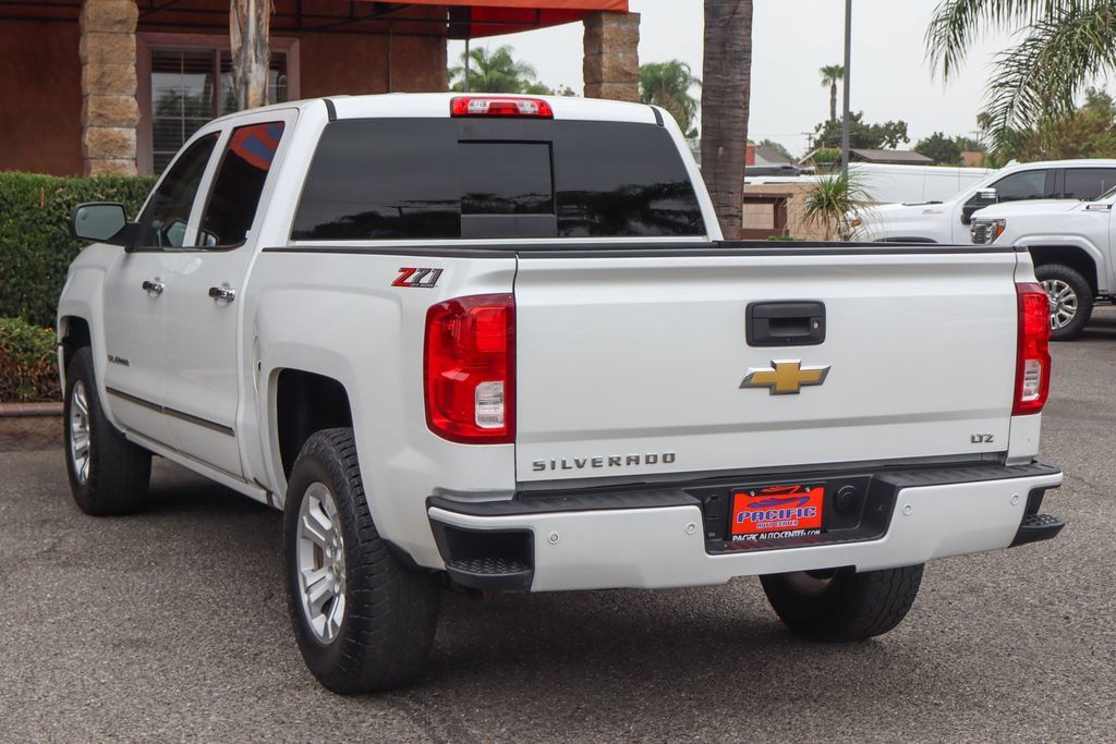 Used 2018 Chevrolet Silverado 1500 LTZ Z71 w/ LTZ Plus Package AWD/4WD image 6