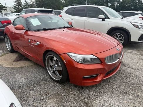 Used 2014 BMW Z4 sDrive35is RWD image 2