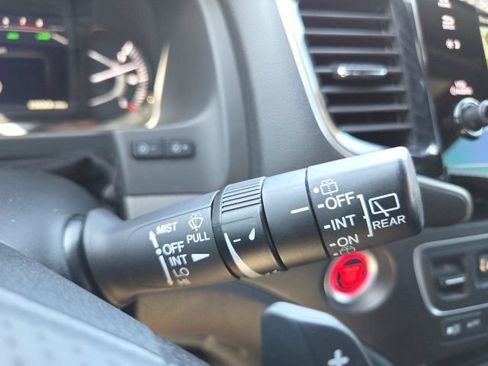 Certified 2023 Honda Passport TrailSport image 37