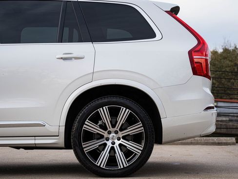 Certified 2024 Volvo XC90 T8 Core w/ Protection Package Premier image 4