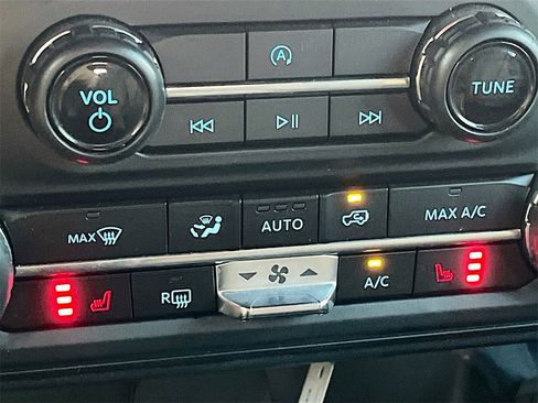 Used 2023 Ford Bronco Big Bend image 20