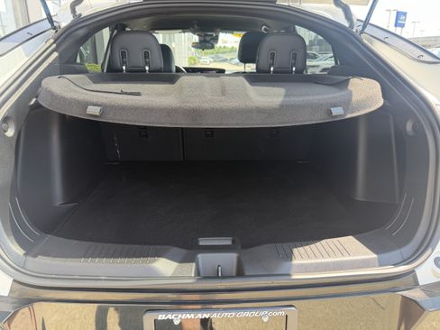 Used 2025 Buick Envista Sport Touring w/ Convenience I Package FWD image 11