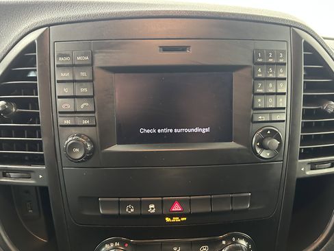 Used 2019 Mercedes-Benz Metris image 20
