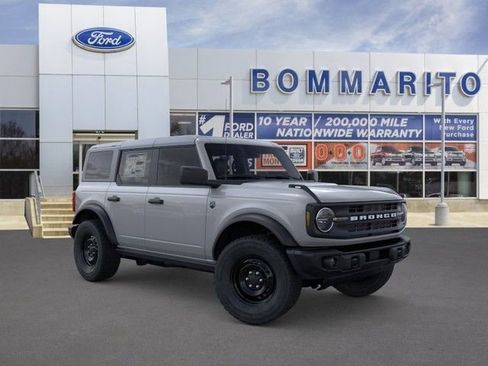 New 2026 Ford Bronco Big Bend w/ Black Diamond Package AWD/4WD image 7