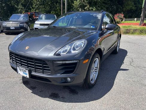 Used 2017 Porsche Macan AWD/4WD image 1