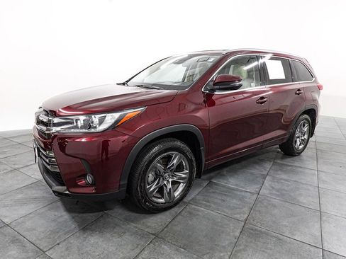 Used 2018 Toyota Highlander Limited Platinum w/ Carpet Mat Package (TMS) image 3