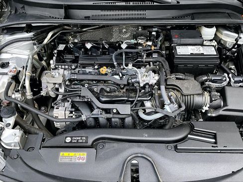 Certified 2025 Toyota Corolla LE FWD image 32