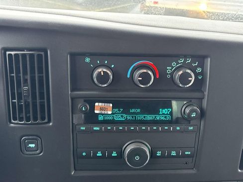 Used 2024 GMC Savana 3500 w/ Power Convenience Package RWD image 14