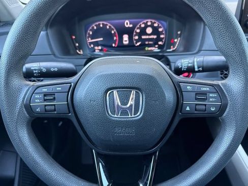 Used 2023 Honda Accord EX image 25