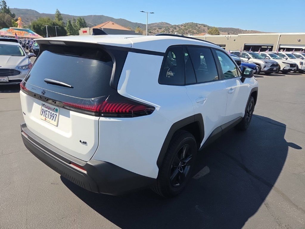 Used 2026 Toyota RAV4 LE FWD image 5