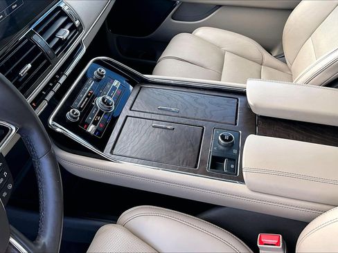 Used 2022 Lincoln Navigator L Reserve AWD/4WD image 15