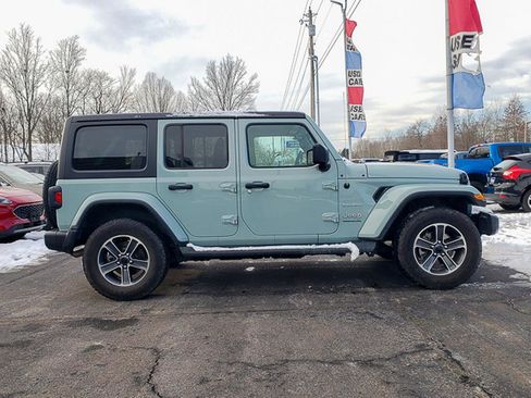 Used 2023 Jeep Wrangler Unlimited Sahara w/ Cold Weather Group image 4