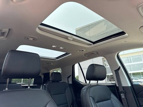 Used 2020 Chevrolet Traverse Premier w/ Redline Edition AWD/4WD image 39