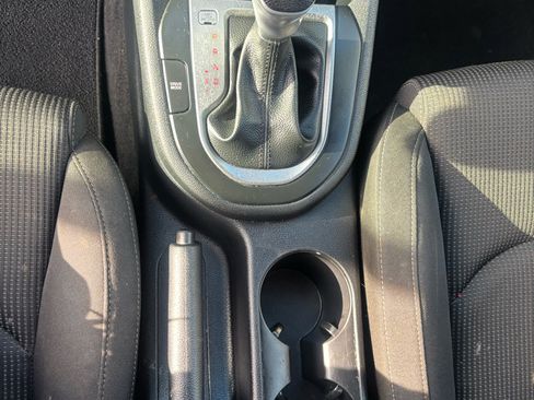 Used 2020 Kia Forte LXS image 11