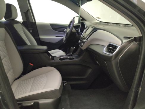 Used 2020 Chevrolet Equinox LS FWD image 21