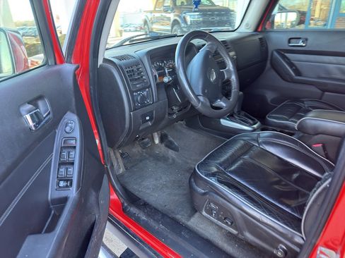 Used 2008 HUMMER H3 Alpha image 9