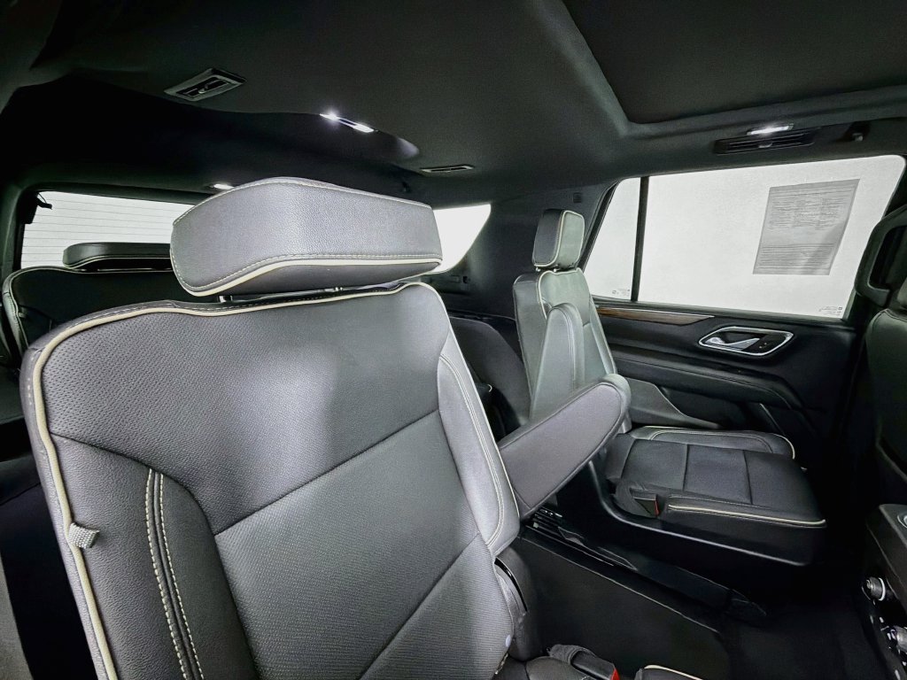 Used 2024 Chevrolet Tahoe Premier AWD/4WD image 29