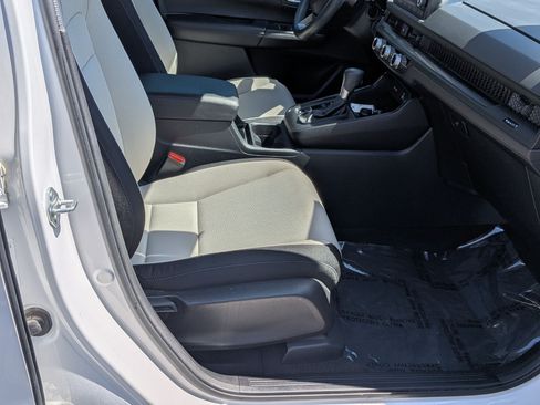 Used 2024 Honda CR-V LX image 25