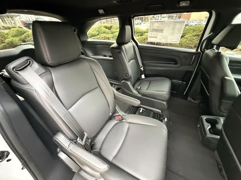 New 2026 Honda Odyssey EX-L image 35