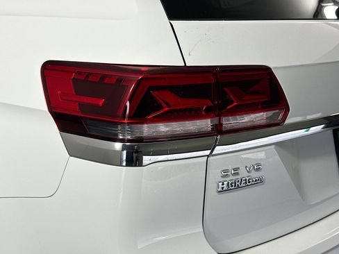 Used 2021 Volkswagen Atlas SE FWD image 35