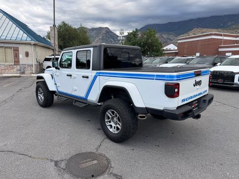 Used 2021 Jeep Gladiator Sport AWD/4WD image 3