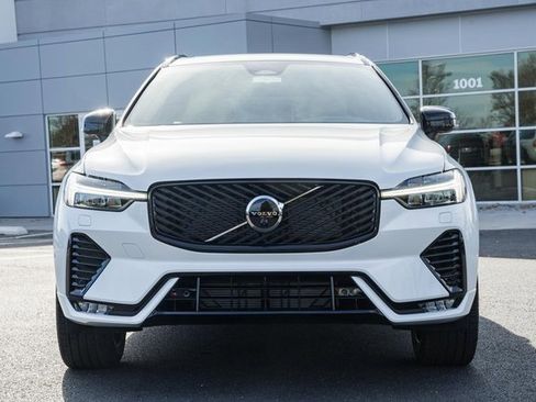 New 2026 Volvo XC60 B5 Plus w/ Protection Package Premier image 2