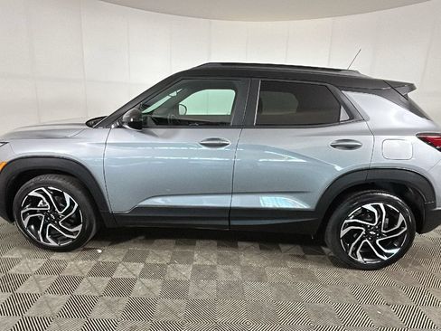 Used 2025 Chevrolet TrailBlazer RS w/ Convenience Package FWD image 7