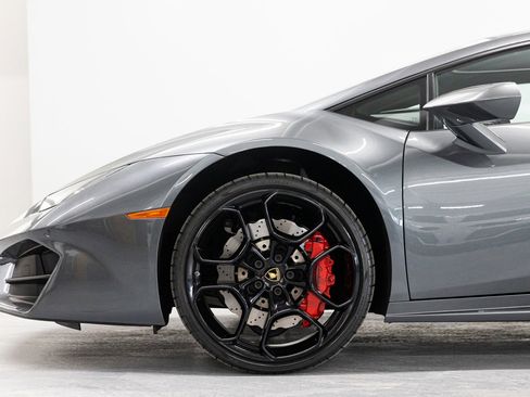Used 2018 Lamborghini Huracan LP 580-2 image 19