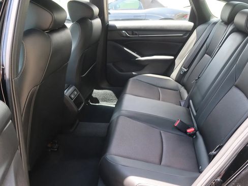 Used 2022 Honda Accord Sport image 18