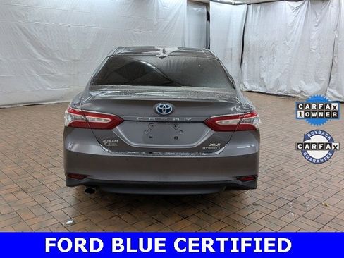 Used 2018 Toyota Camry XLE image 6
