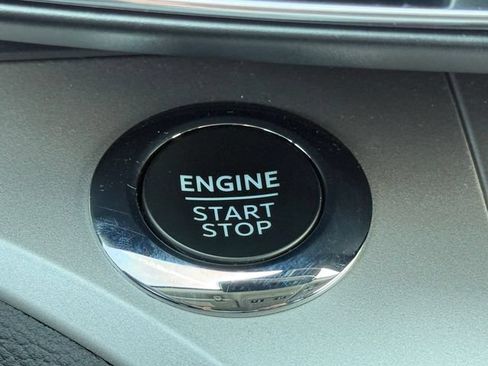 Certified 2023 Ford Explorer XLT w/ Equipment Group 202A AWD/4WD image 17