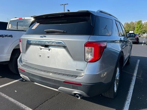 Used 2023 Ford Explorer Limited w/ Hybrid Equipment Group 310A AWD/4WD image 3