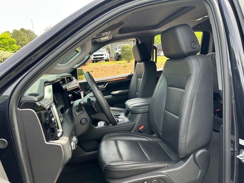 Used 2025 GMC Sierra 1500 Denali w/ Technology Package AWD/4WD image 47