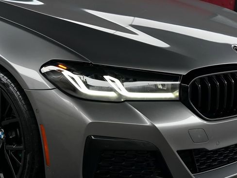 Used 2023 BMW 530i xDrive w/ M Sport Package AWD/4WD image 14