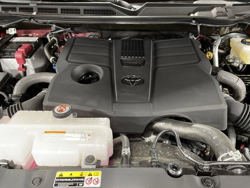 Used 2025 Toyota Tundra SR5 image 16