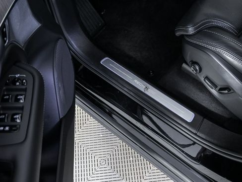 Certified 2024 Volvo XC90 T8 Ultimate w/ Lounge Package image 10