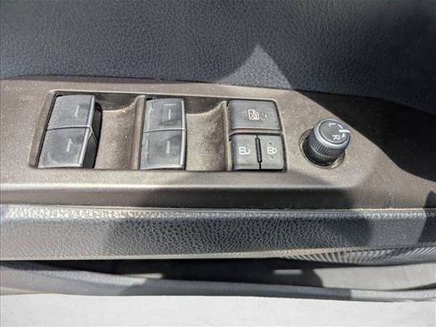 Used 2023 Toyota Camry XSE FWD image 10