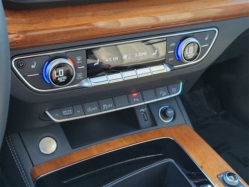 Certified 2023 Audi Q5 2.0T Premium Plus w/ Premium Plus Package image 14