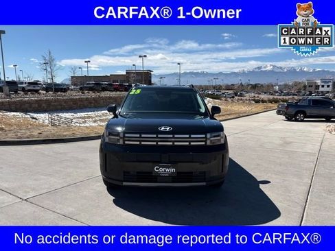 Used 2025 Hyundai Santa Fe SEL image 2