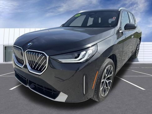 Used 2025 BMW X3 xDrive30i image 6
