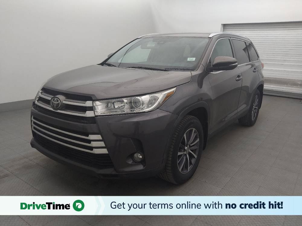 Used 2019 Toyota Highlander XLE AWD/4WD image 1