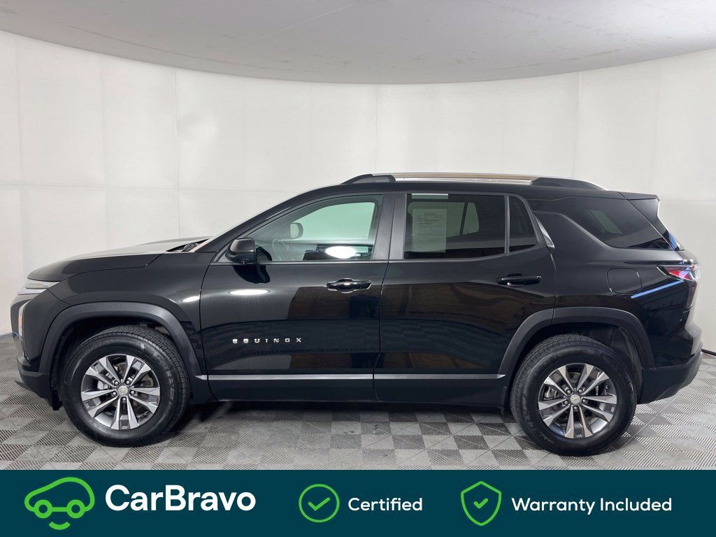 Used 2025 Chevrolet Equinox LT w/ Convenience Package II AWD/4WD image 9