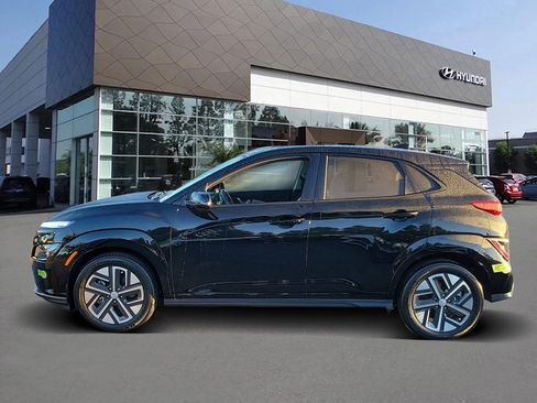 Certified 2023 Hyundai Kona SEL w/ Cargo Package image 3