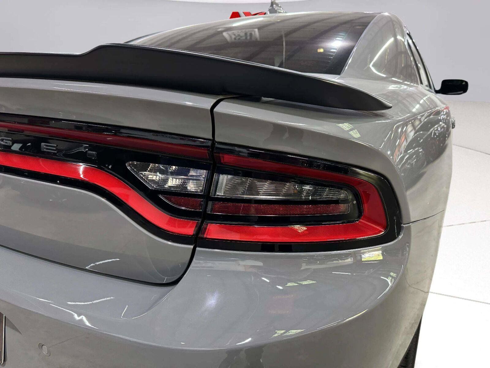 Used 2023 Dodge Charger SXT w/ Blacktop Package AWD/4WD image 14