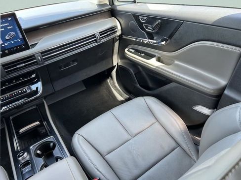 Used 2023 Lincoln Corsair Reserve w/ Equipment Group 201A image 21