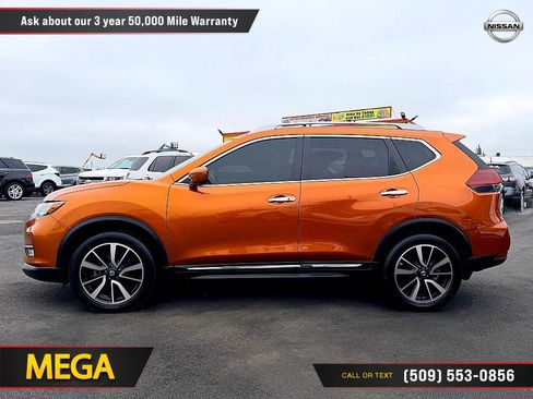 Used 2018 Nissan Rogue SL w/ Premium Package image 7