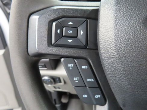 Used 2019 Ford F250 XLT w/ XLT Premium Package AWD/4WD image 43